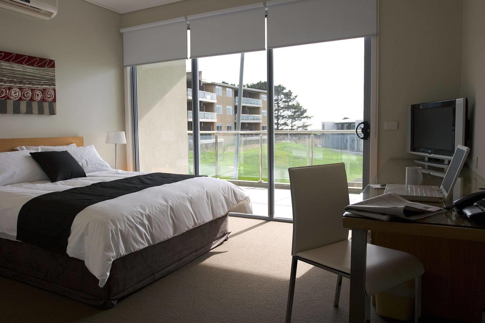 Silverwater Resort Phillip Island San Remo Exterior photo